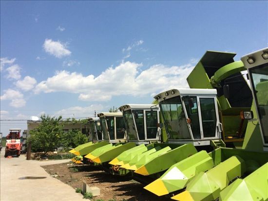 六行玉米割臺(tái)